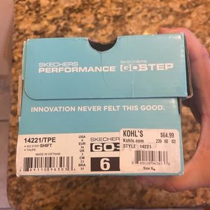 Womens Sketchers Go Step